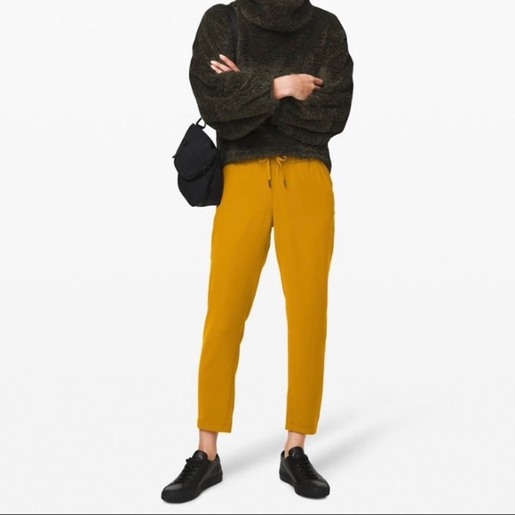 Lululemon Fool’s Gold 27” On the Fly Pants Size 2 - Picture 1 of 8